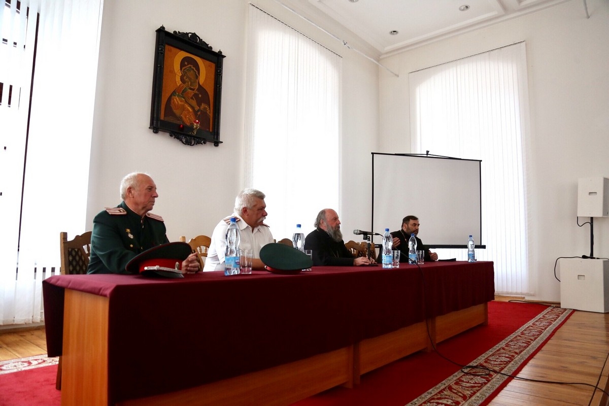 Protoierey_Igor_Korostelev_i_Belorusskoe_Kazachestvo_0618122639_20180618092802002big